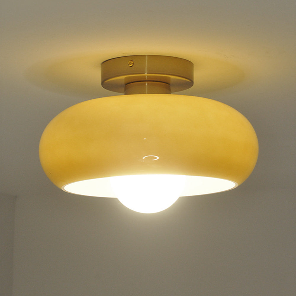 Elegancka szklana lampa sufitowa półwpuszczana w stylu mid-century