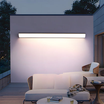 Stylish Outdoor LED Wall Lamp – Slim Design, IP65