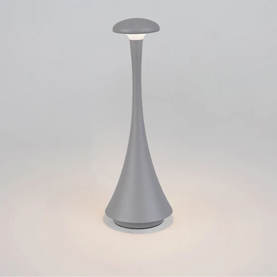 Minimalistyczna, bezprzewodowa lampa stołowa LED w stylu skandynawskim