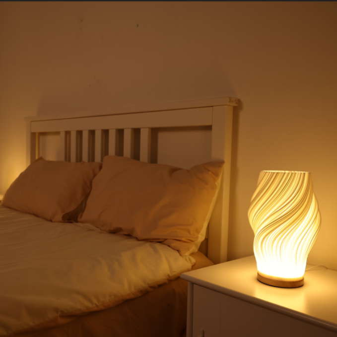 Przytulna lampa stołowa LED z funkcją ściemniania i stylowym wzorem fal