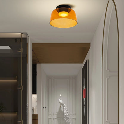Nowoczesna, designerska lampa sufitowa ze szkła – stylowy akcent do każdego wnętrza