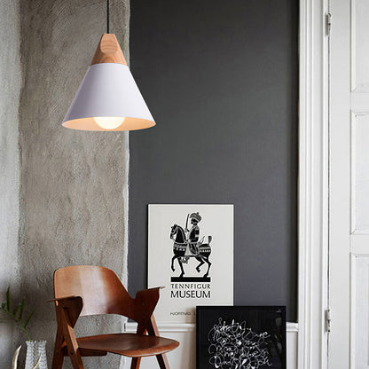 Ovia – Skandynawska Lampa Wisząca z Drewna i Aluminium, minimalistyczny design