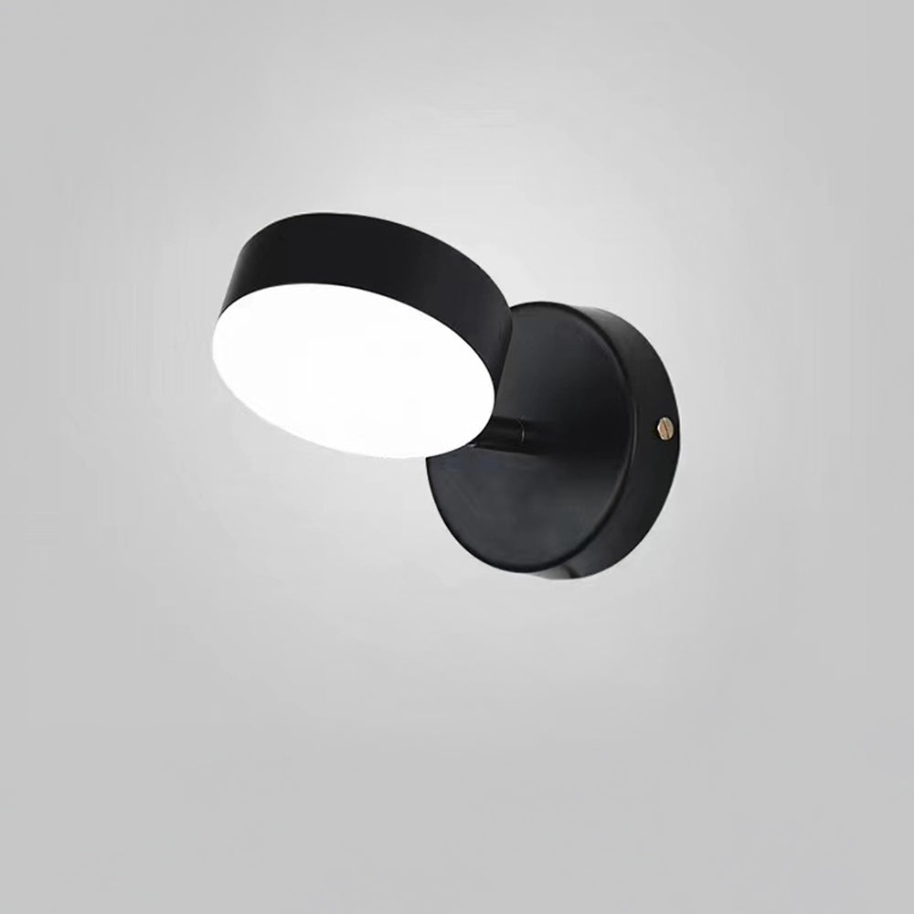 Skära – Minimalistyczna Lampa Ścienna z Wbudowanym LED i Złotym Wykończeniem