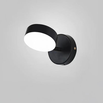 Skära – Minimalistyczna Lampa Ścienna z Wbudowanym LED i Złotym Wykończeniem