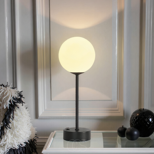 Sera – Lampa Stołowa z Kulistym Kloszem i Ciepłym Oświetleniem LED
