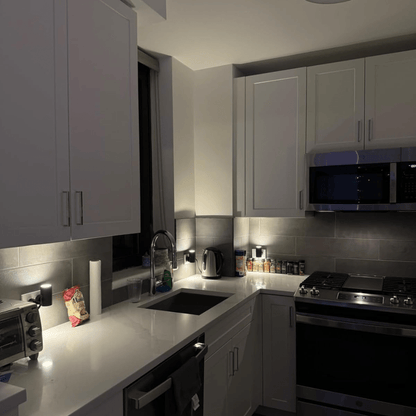 Dimmable LED Lamp with Plug and Sensor – Stylish Illumination for Modern Interiors