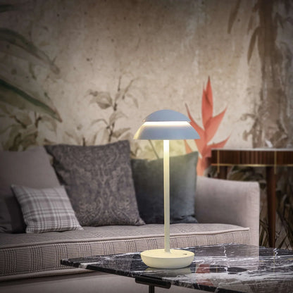 Stylowa aluminiowa lampa stołowa z funkcją ściemniania