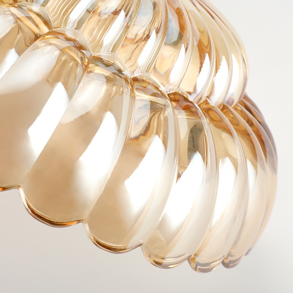 Vintage lampa sufitowa z bursztynowego szkła — elegancki akcent do każdego wnętrza