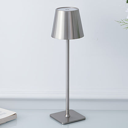 Lio – Dimmable, Rechargeable Indoor and Outdoor Table Lamp