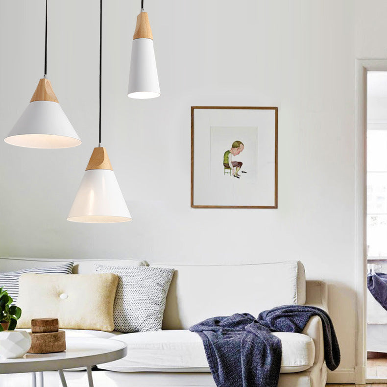 Ovia – Skandynawska Lampa Wisząca z Drewna i Aluminium, minimalistyczny design
