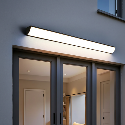 Stylish Outdoor LED Wall Lamp – Slim Design, IP65