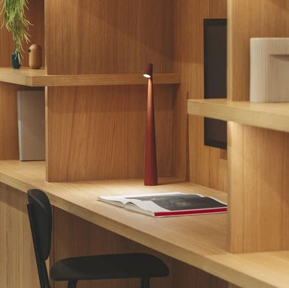 Elegancka Lampa Stołowa w Skandynawskim Stylu Minimalistycznym