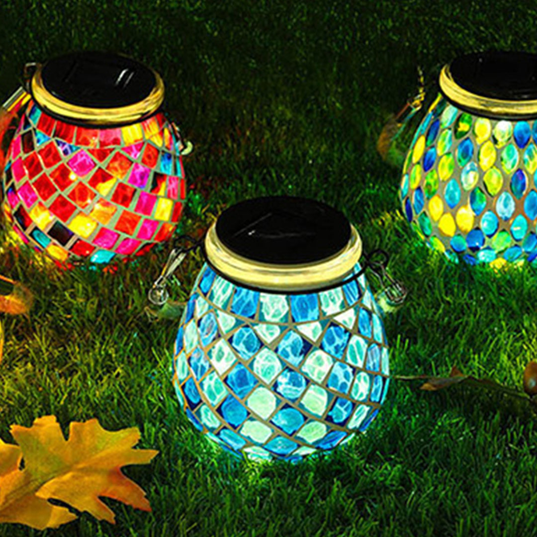 Ręcznie Wykonana Kolorowa Lampa Solarna Zewnętrzna – Witraż z Magiczną Grą Świateł dla Twojego Ogrodu