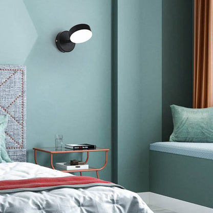 Skära – Minimalistyczna Lampa Ścienna z Wbudowanym LED i Złotym Wykończeniem